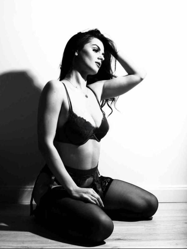 Vanessa 4