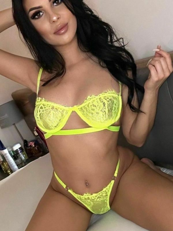 Karolina 9