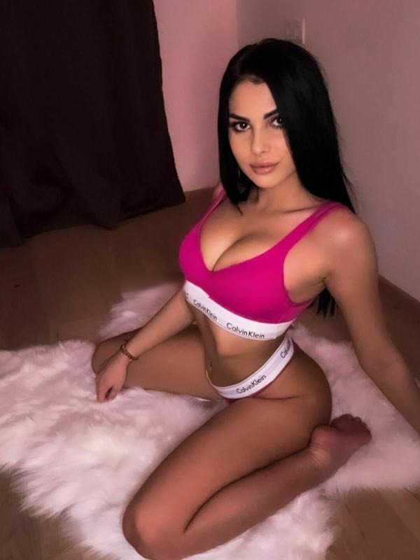 Karolina 16
