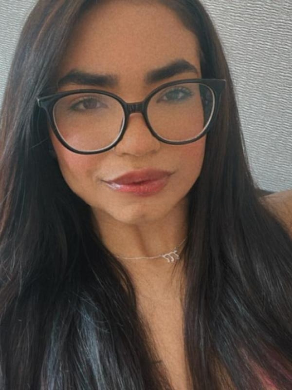 Angelina 11