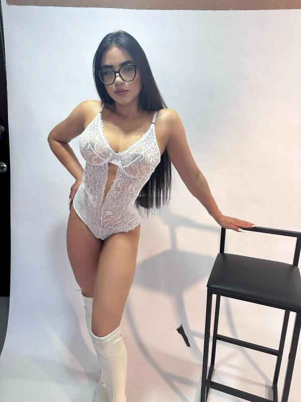 Angelina 7