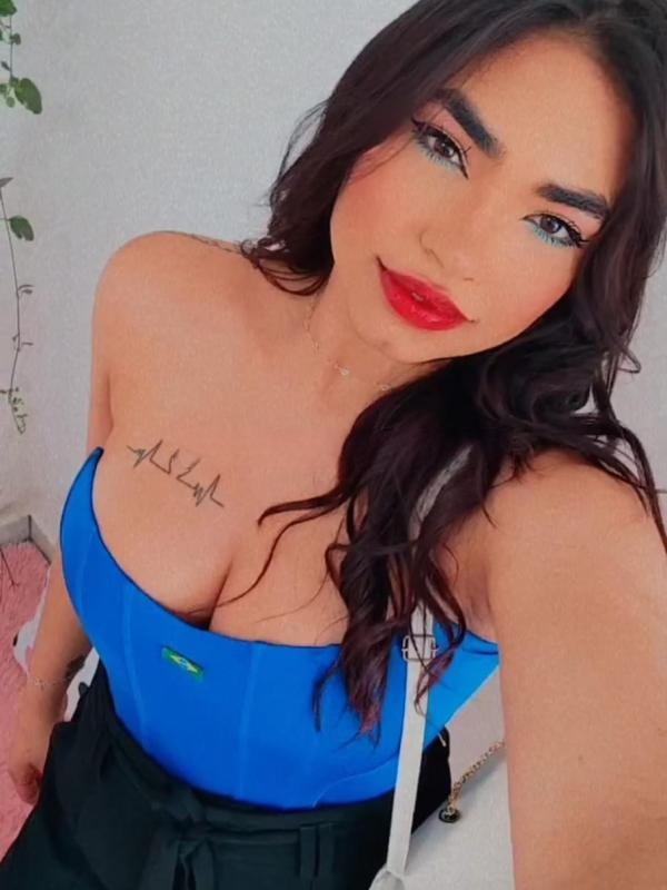 Angelina 14