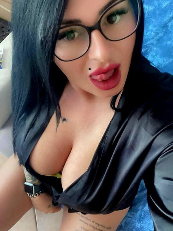 Elena 18