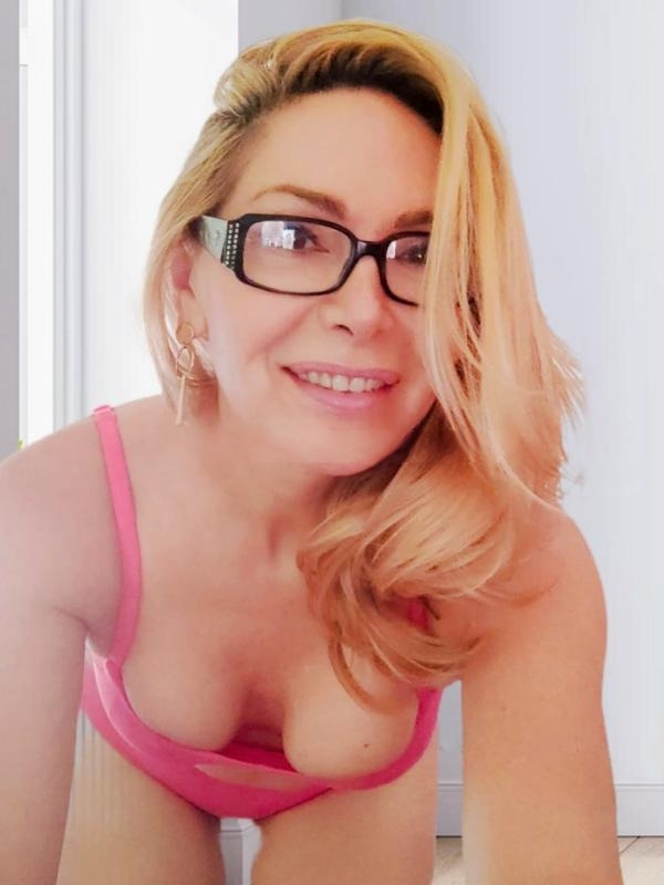 Elena 6