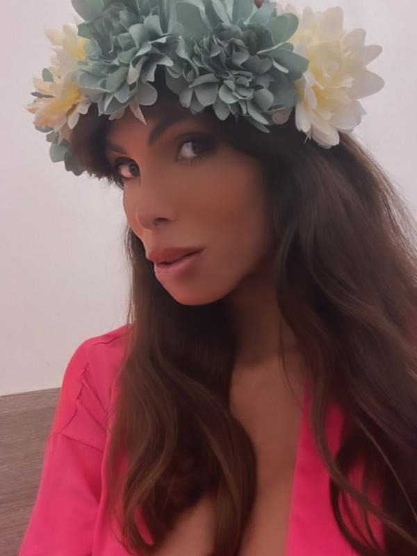 Linda Wild 23