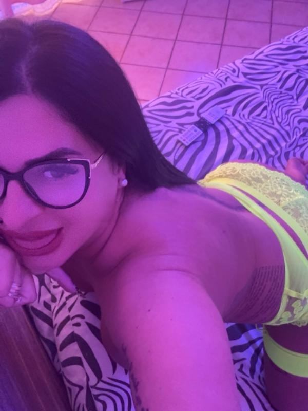Elena 14