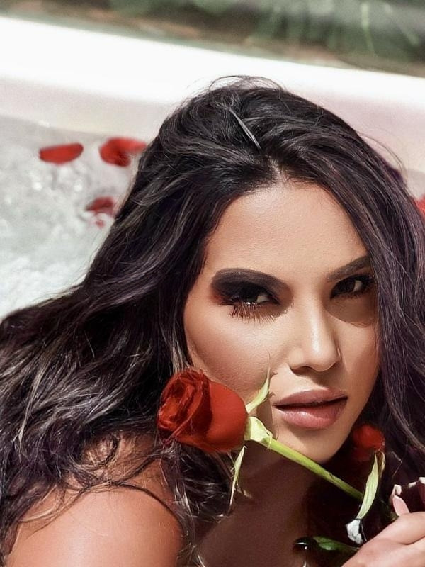Mirella 13