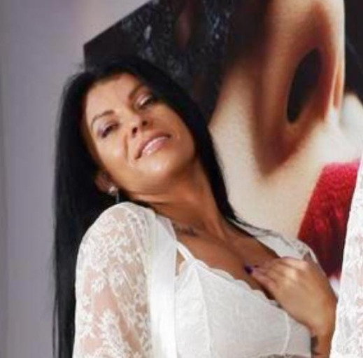 Larissa 6