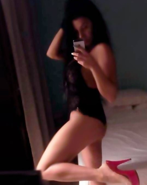 Larissa 29