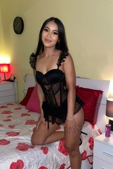 Elena 17